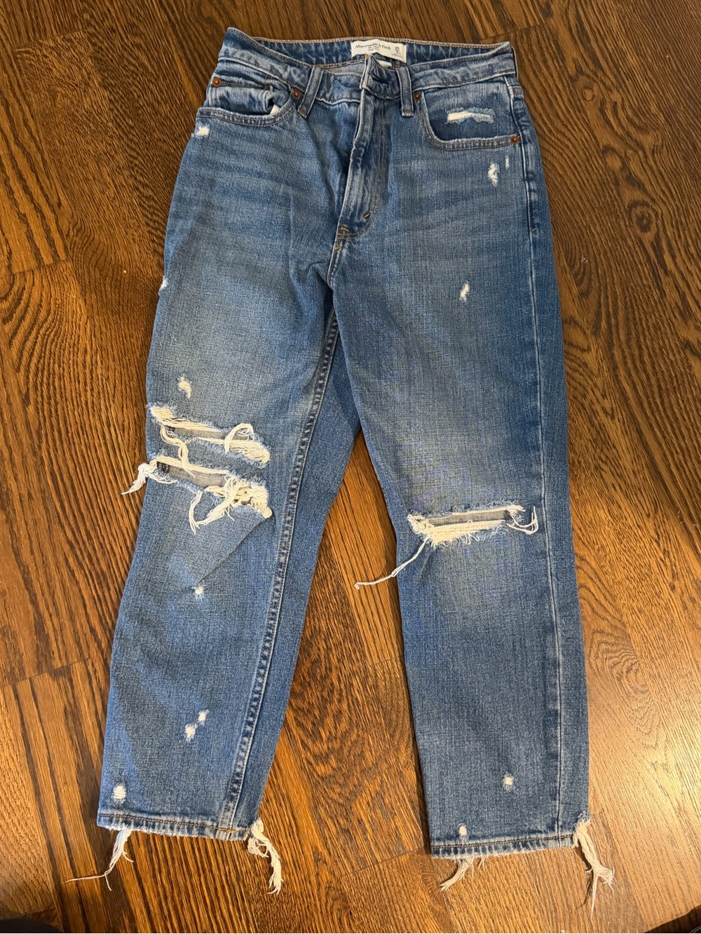 Abercrombie Mom High Rise Curve Love Cropped Jeans